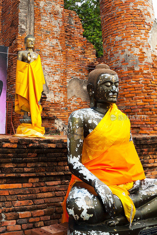 佛像在Wat Thammikarat